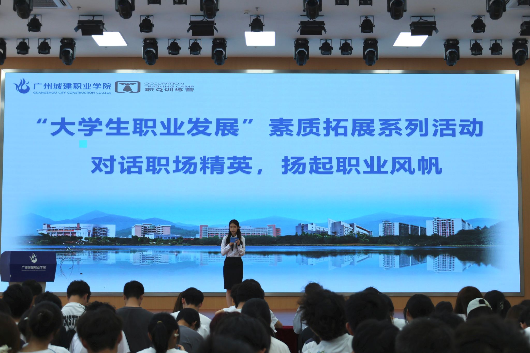 由澳门电子城娱乐手机版限时优惠澳门电